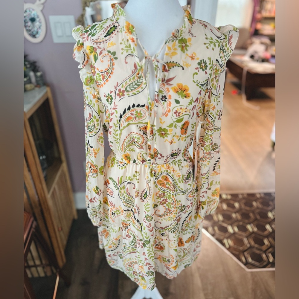 Black Tape Cream Floral Paisley Dress